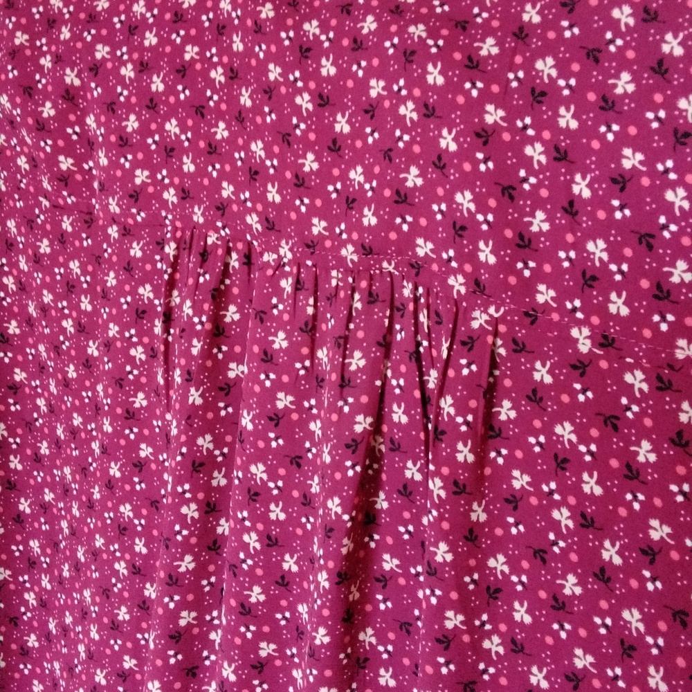LOFT Burgundy Floral Blouse Size SMALL - Picture 7 of 8